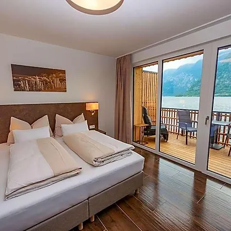 - Only - Adults Only Hotel *