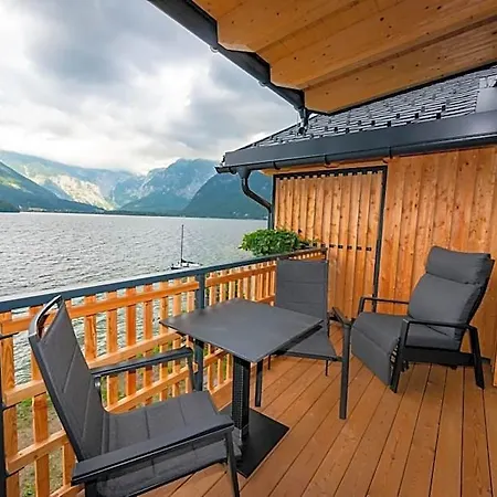 - Only - Adults Only Hallstatt